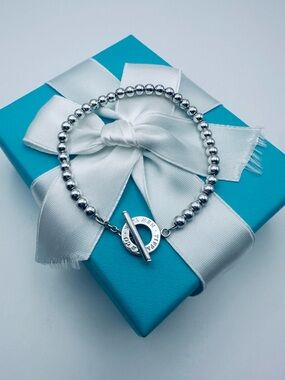 RARE Tiffany & Co. 4 mm Mini Bead Toggle Bracelet with PACKAGING